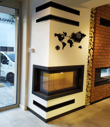 Kominek z boczną szybą - czarna rama stalowa - wkład EKO 14kw